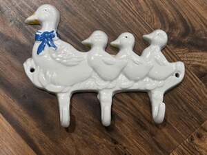 Vtg 1986 Ceramic Mother Duck Ducklings Wall Hook Coat Rack Country Farmhouse